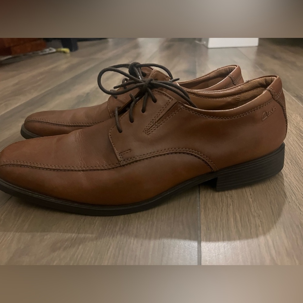 Clarks Mens Lace-Up Brown Oxford Shoe Leather Sz 11